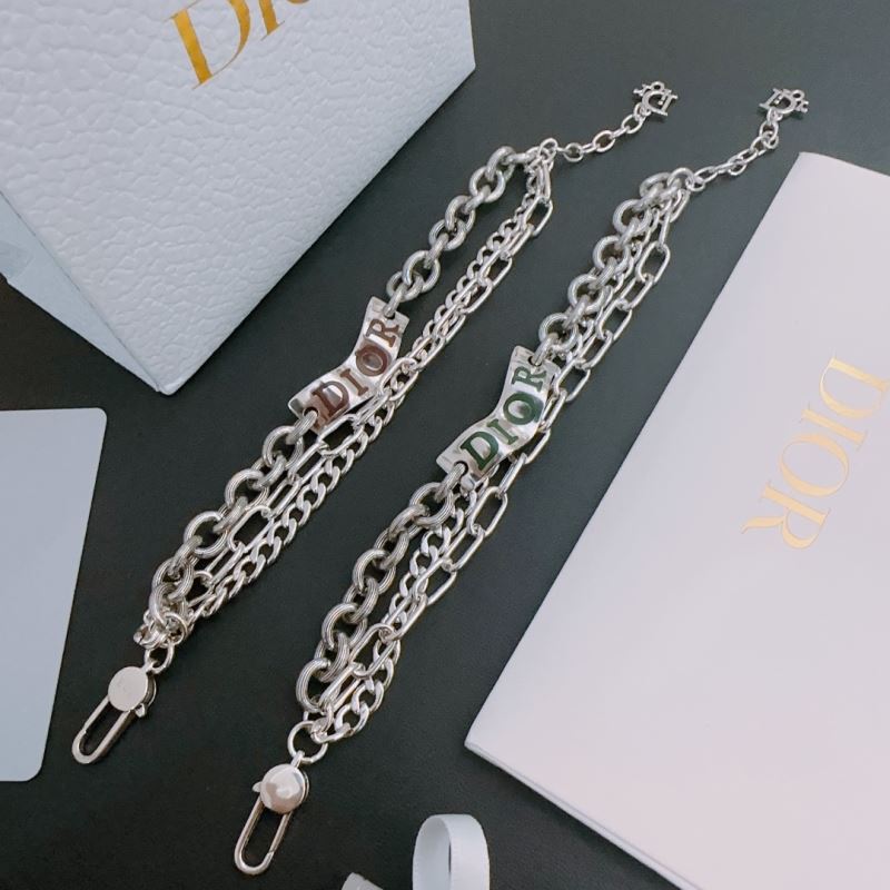 chr1st1an D10r bracelets